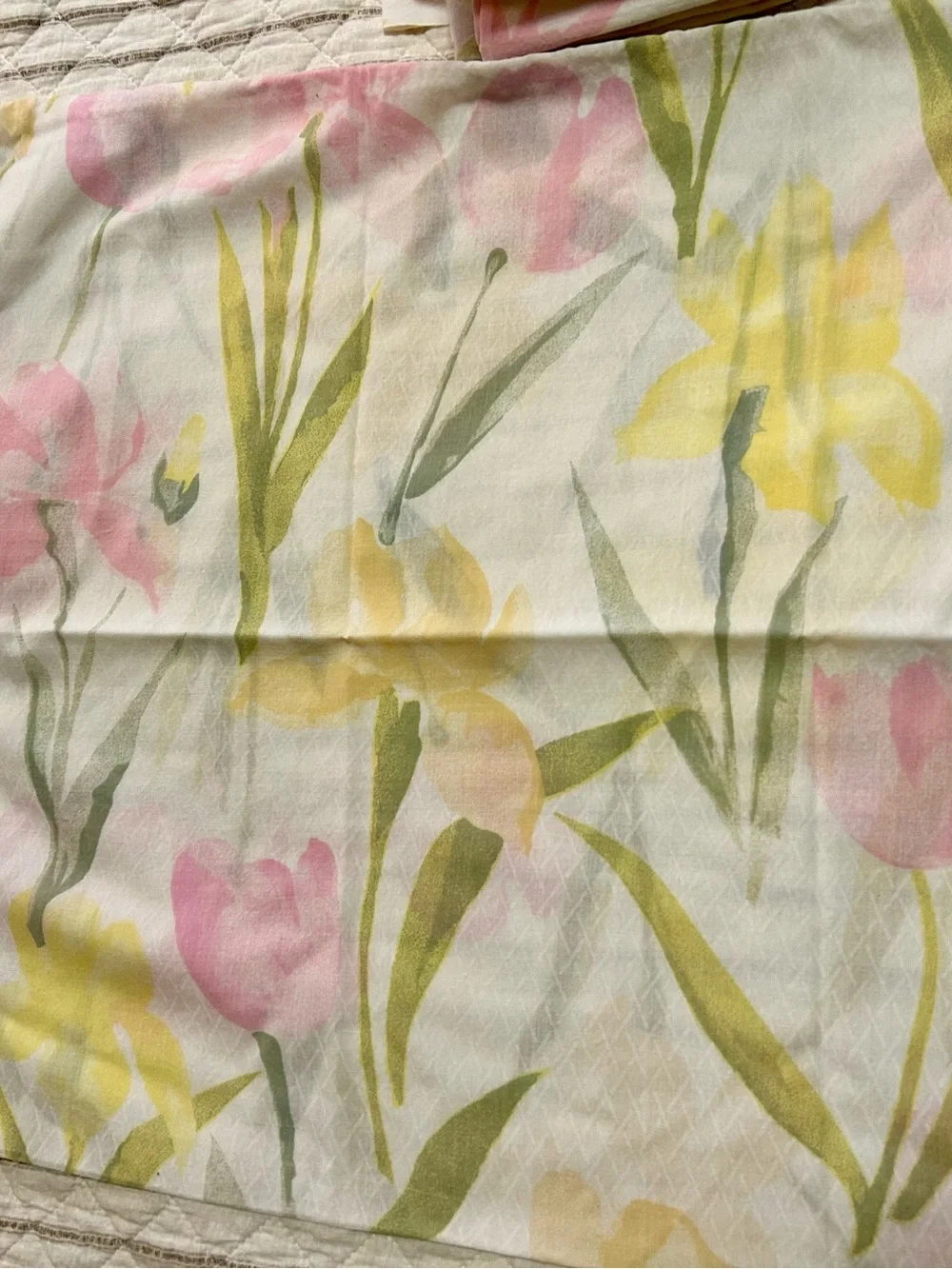 Vintage Floral Watercolor Tulip & Iris Twin Sheet Set
